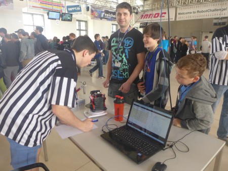 Miery sú dobré - presne 1000g a presne 15x15cm :)